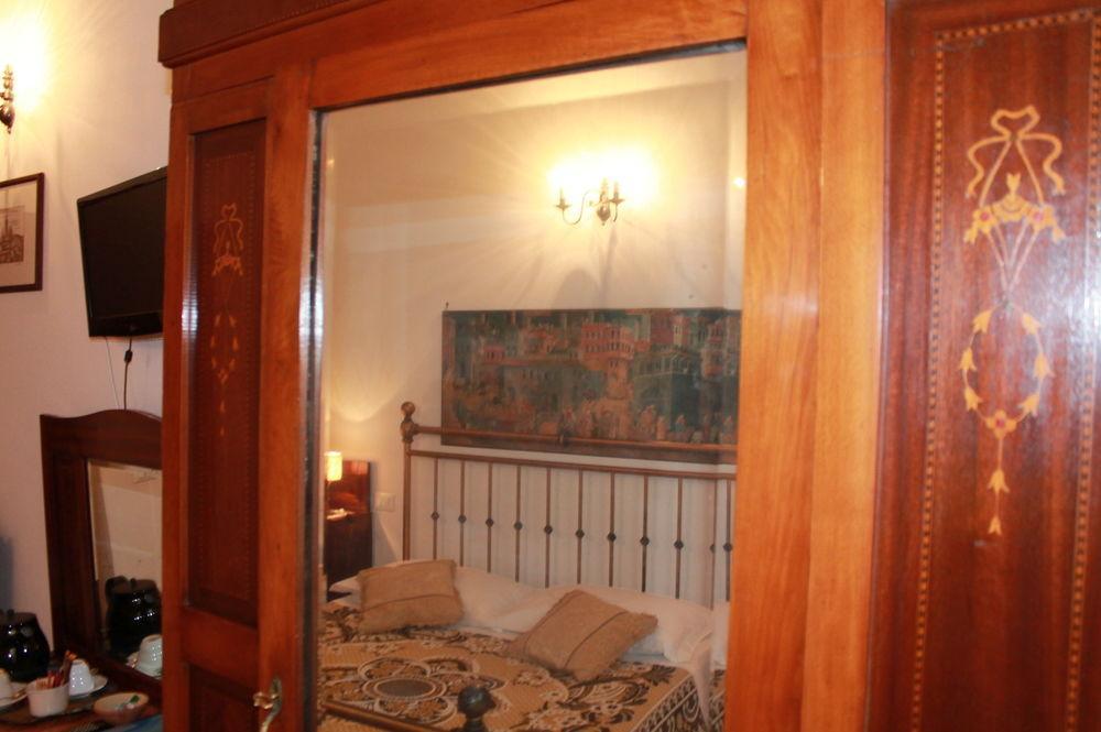 Bed and Breakfast Palazzo Masi Siena Exterior foto